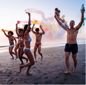 birthday-beach-party-friends